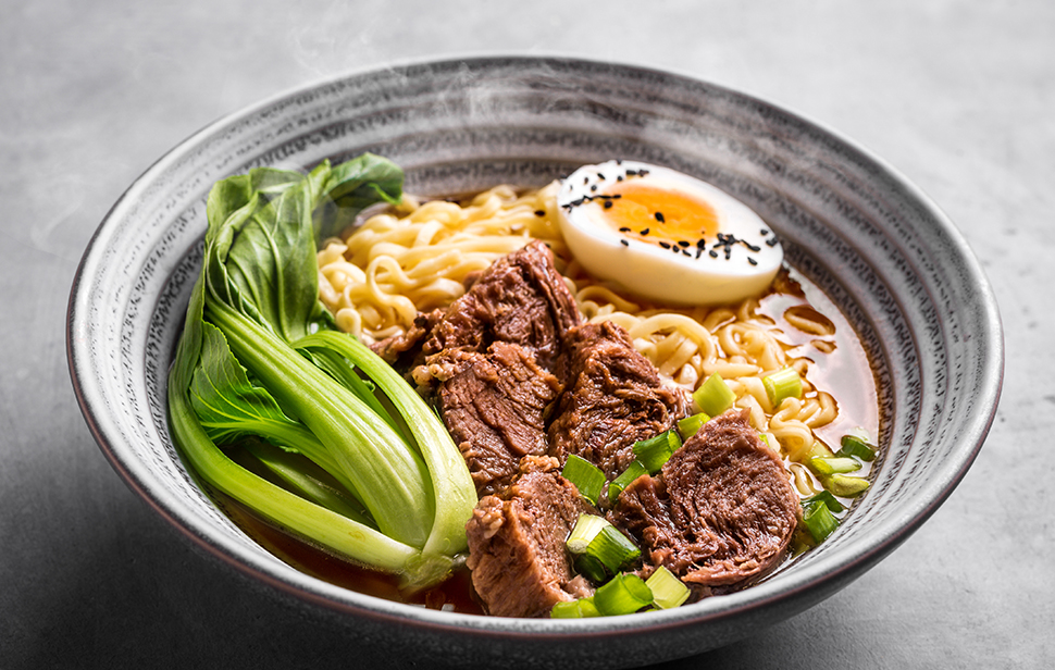 即席めん　ビーフ